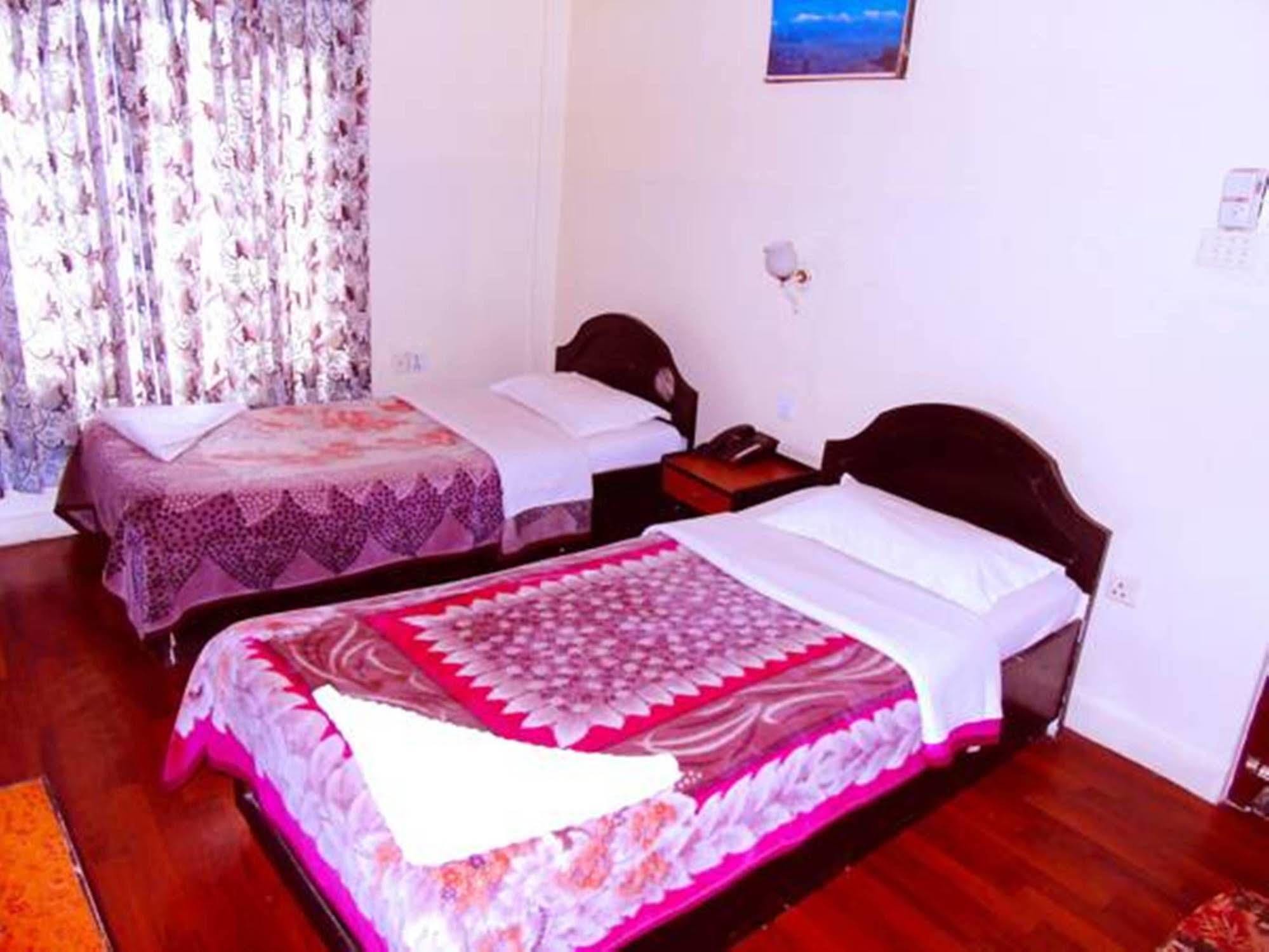 Hotel Trip Pokhara Exterior foto