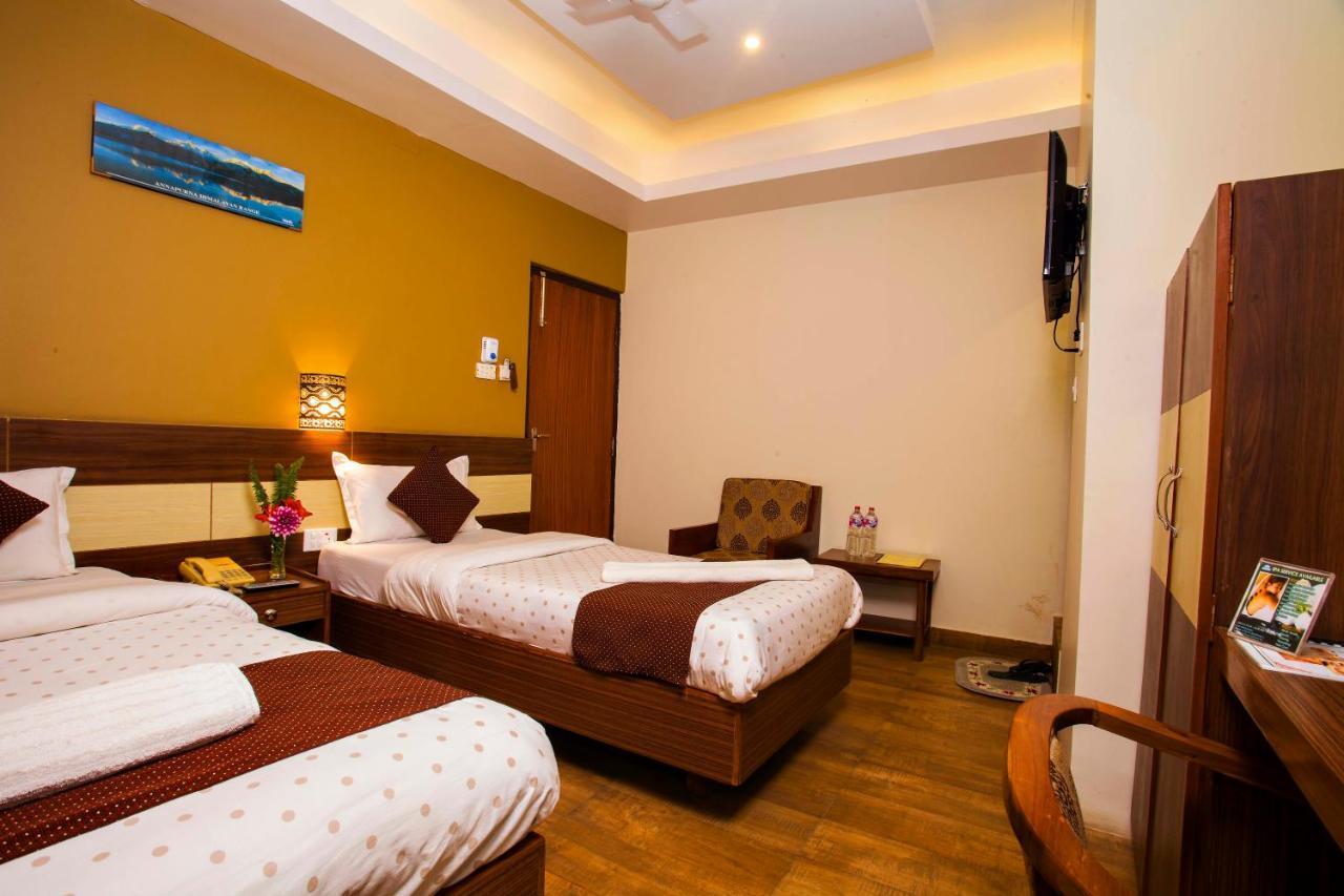 Hotel Trip Pokhara Exterior foto