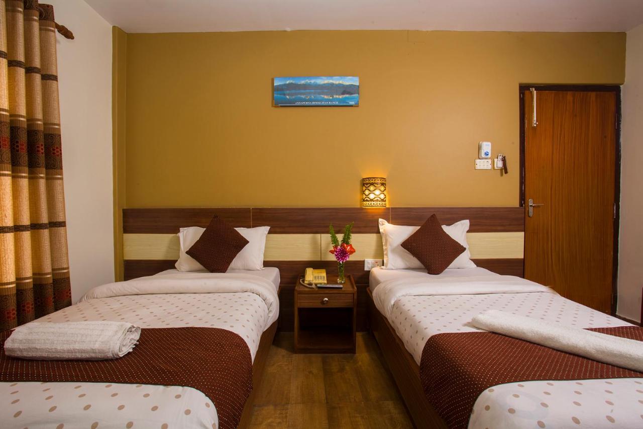 Hotel Trip Pokhara Exterior foto