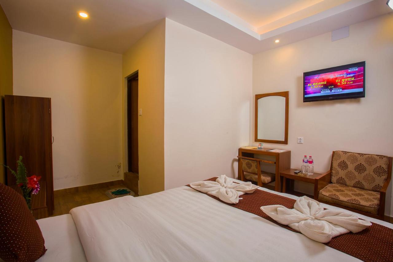 Hotel Trip Pokhara Exterior foto